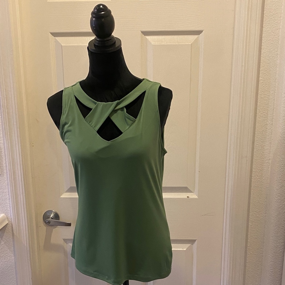 Chic Olive Green Women's Tank Top